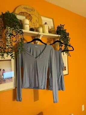 American Eagle OFFLINE Matching Set Yoga Pants + Long Sleeve Top M